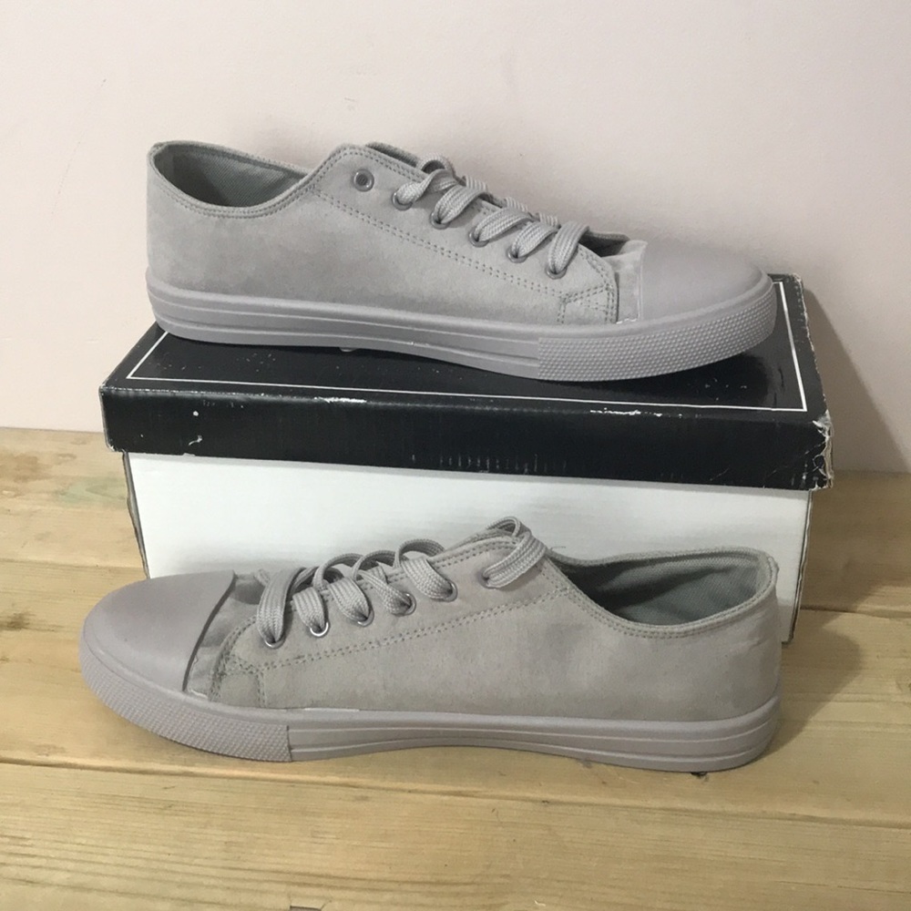 BNIB Qupid Womens narnia Fabric Low Top Lace Up sneakers grey  10